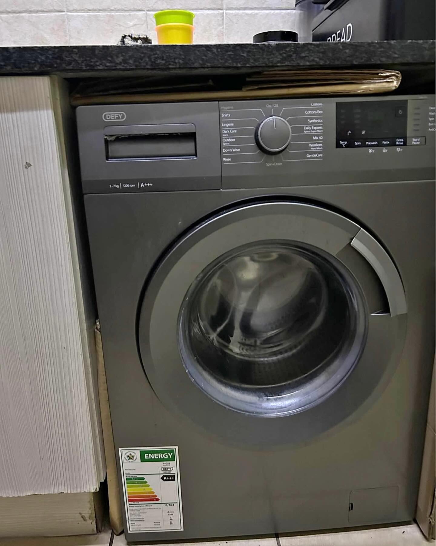 Defy appliance repair technician Cape Town